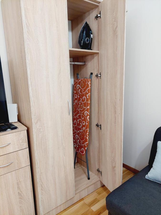 Apartman Miluro Apartment Суботица Екстериор снимка